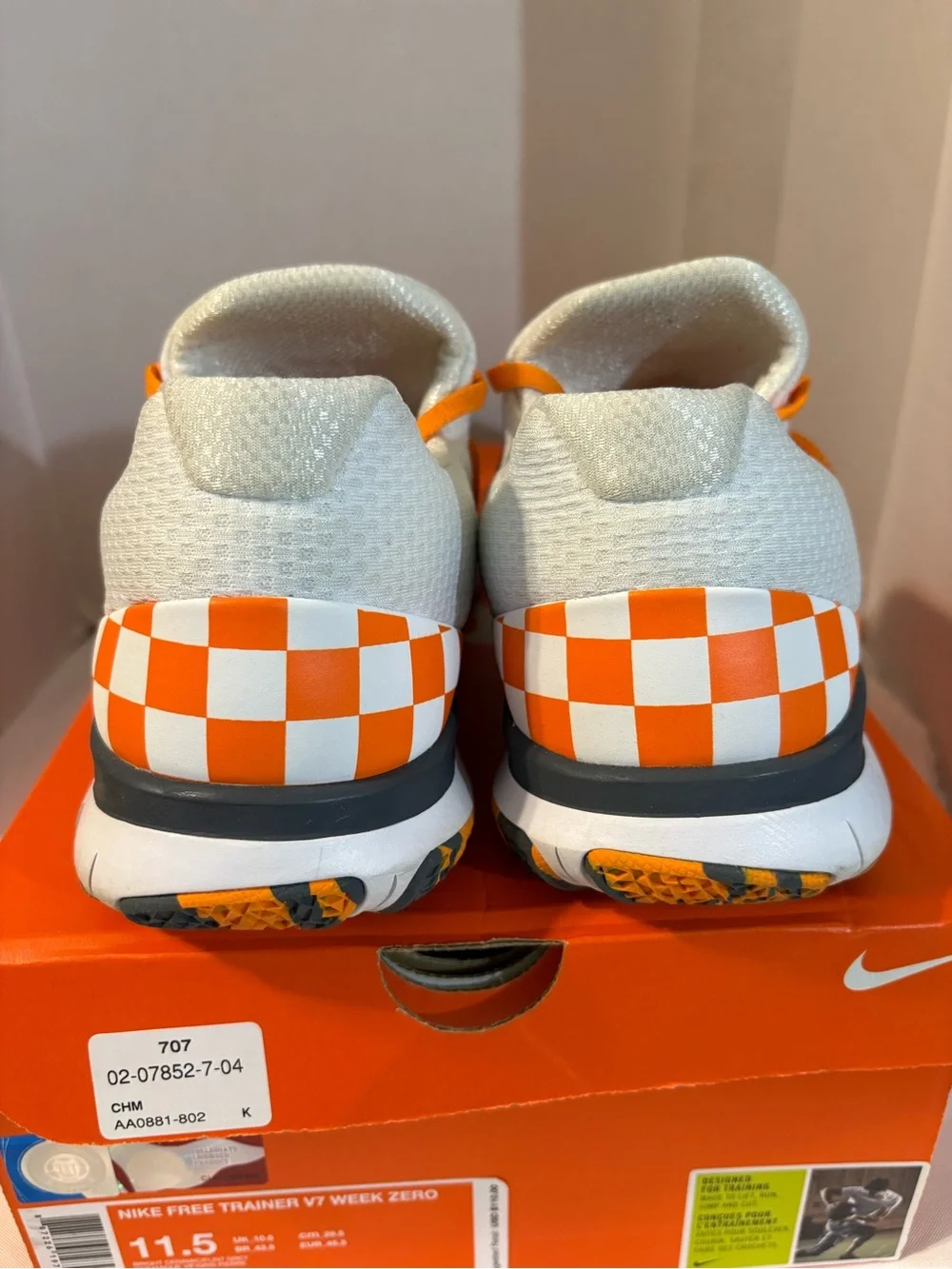 Nike Free Trainer V7 Week Zero Tennessee Vols men SZ‎ 11.5 sneakers orange white